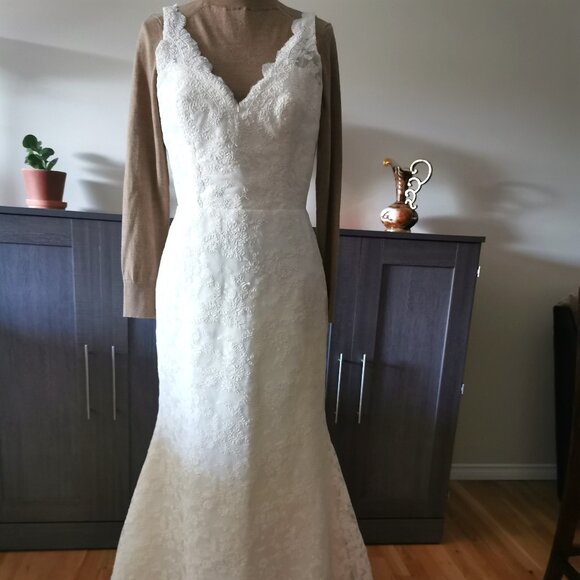 Wedding Dress Tara Keeley from JLM Couture - Picture 1 of 13